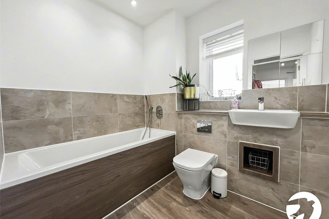 3 bedroom property for sale in St. Marys Island | Robinson Michael & Jackson