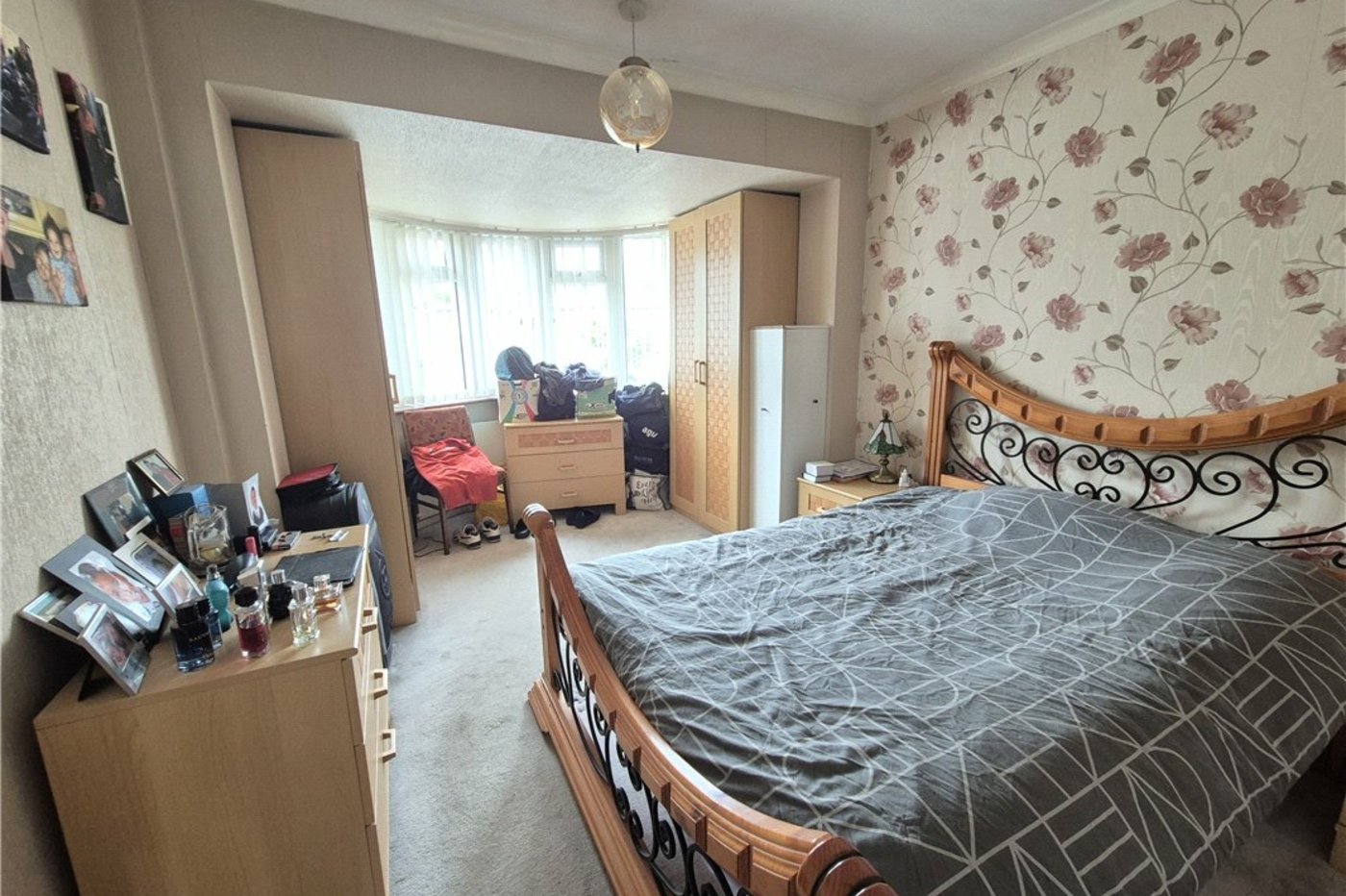 4 bedroom bungalow for sale in Orpington | Robinson Jackson