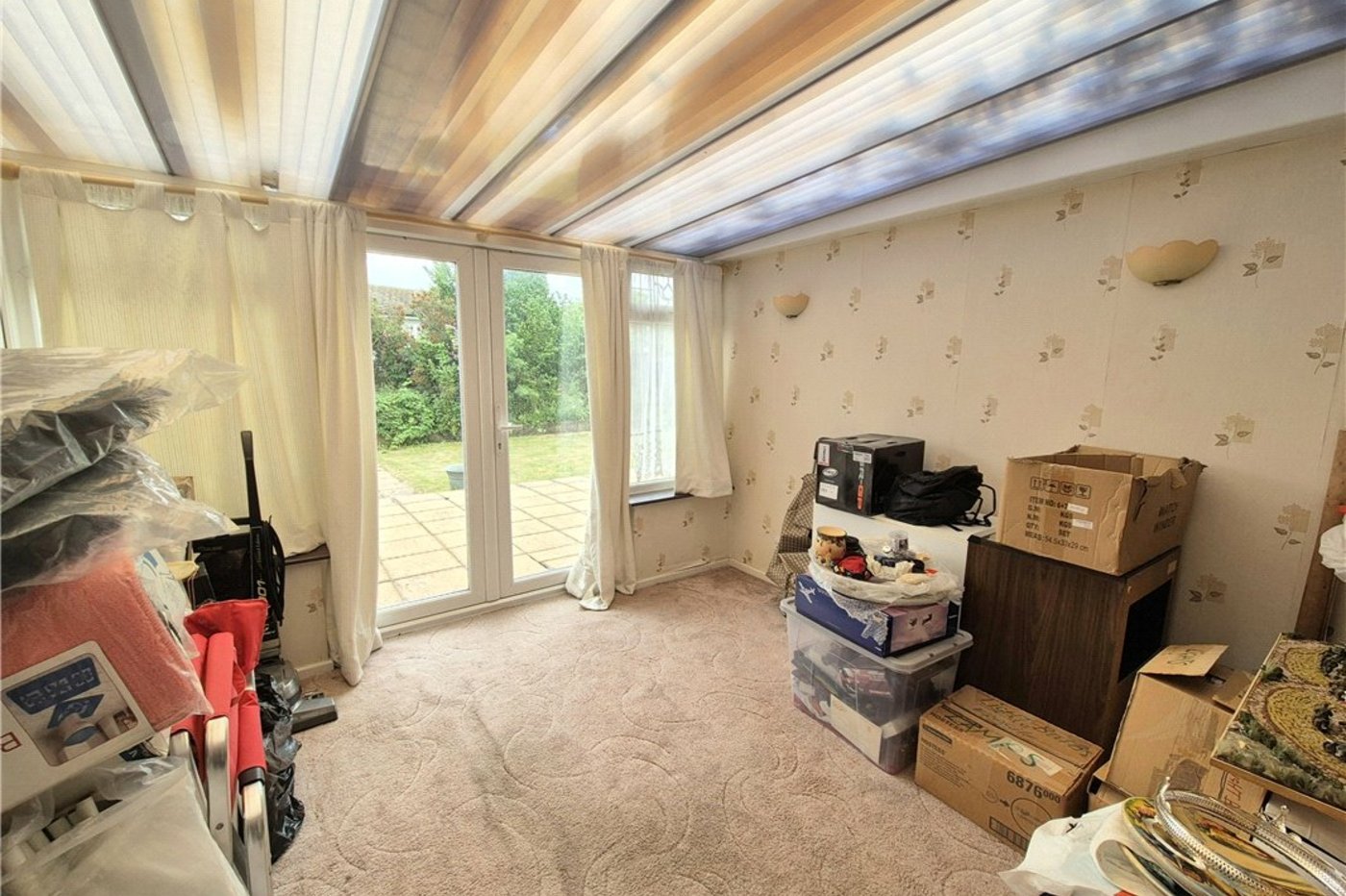 4 bedroom bungalow for sale in Orpington | Robinson Jackson