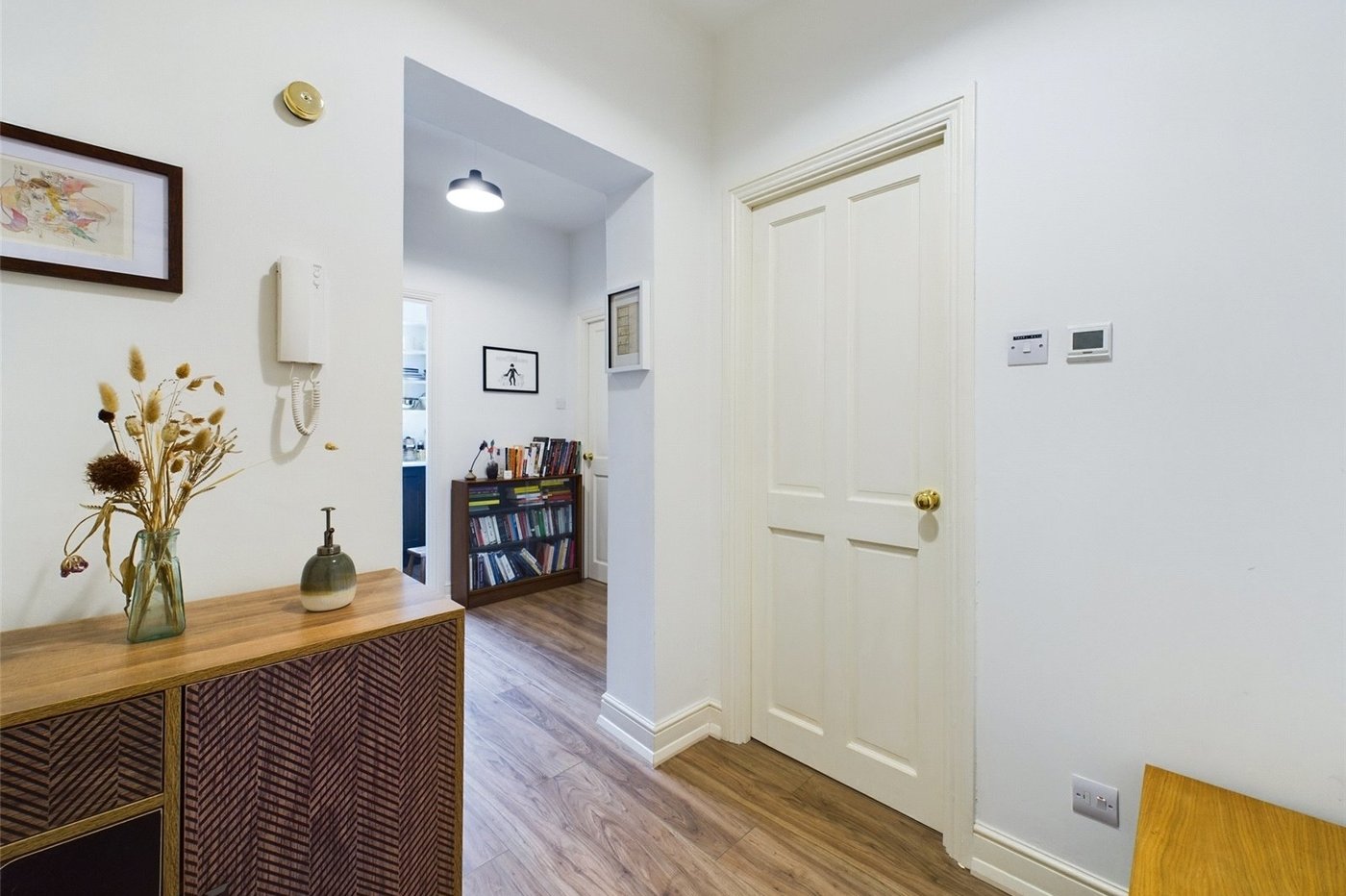 1 bedroom property for sale in London | Robinson Jackson