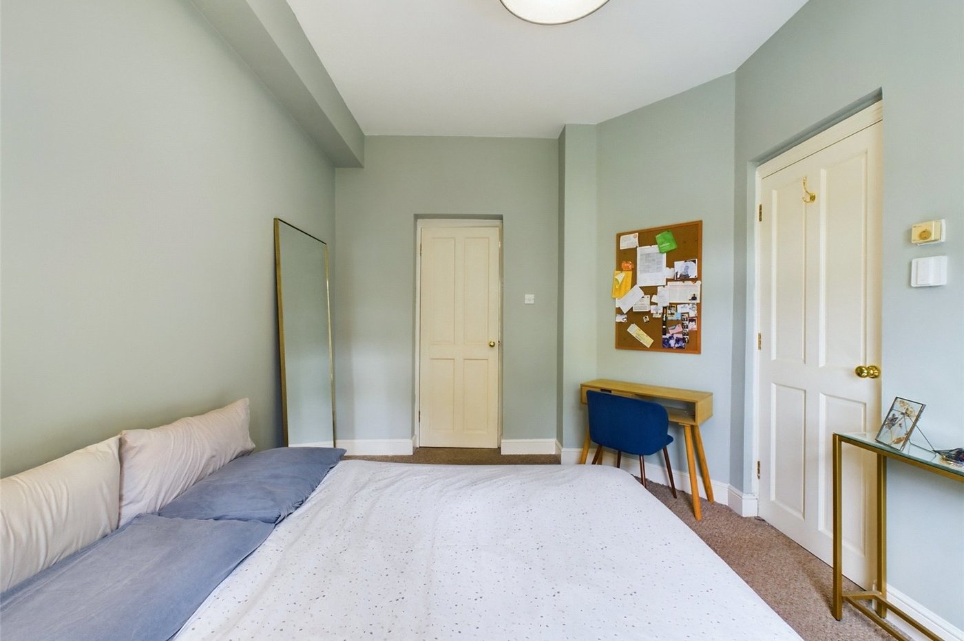 1 bedroom property for sale in London | Robinson Jackson