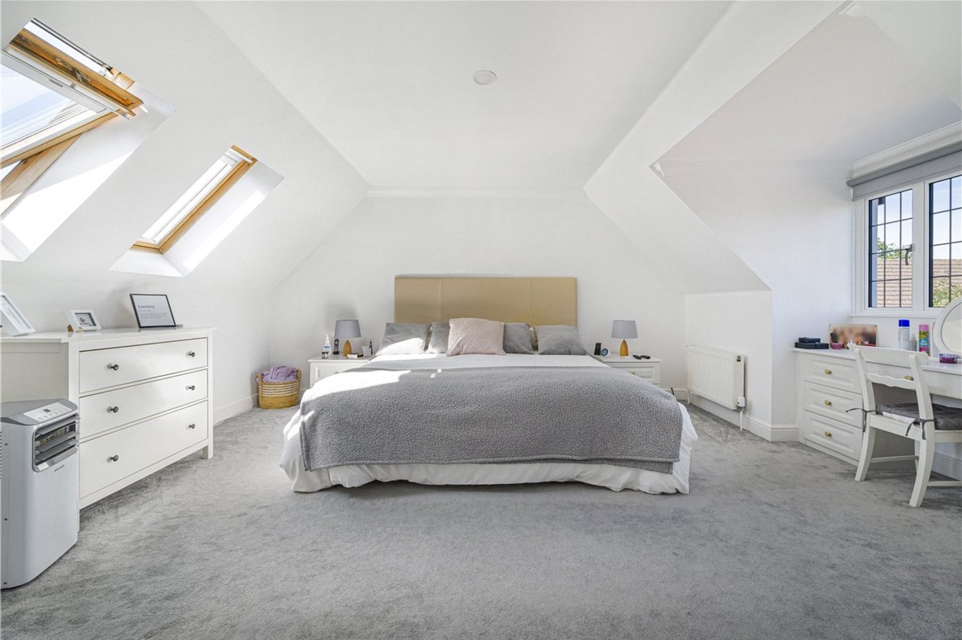 5 bedroom house for sale in Locksbottom | Robinson Jackson