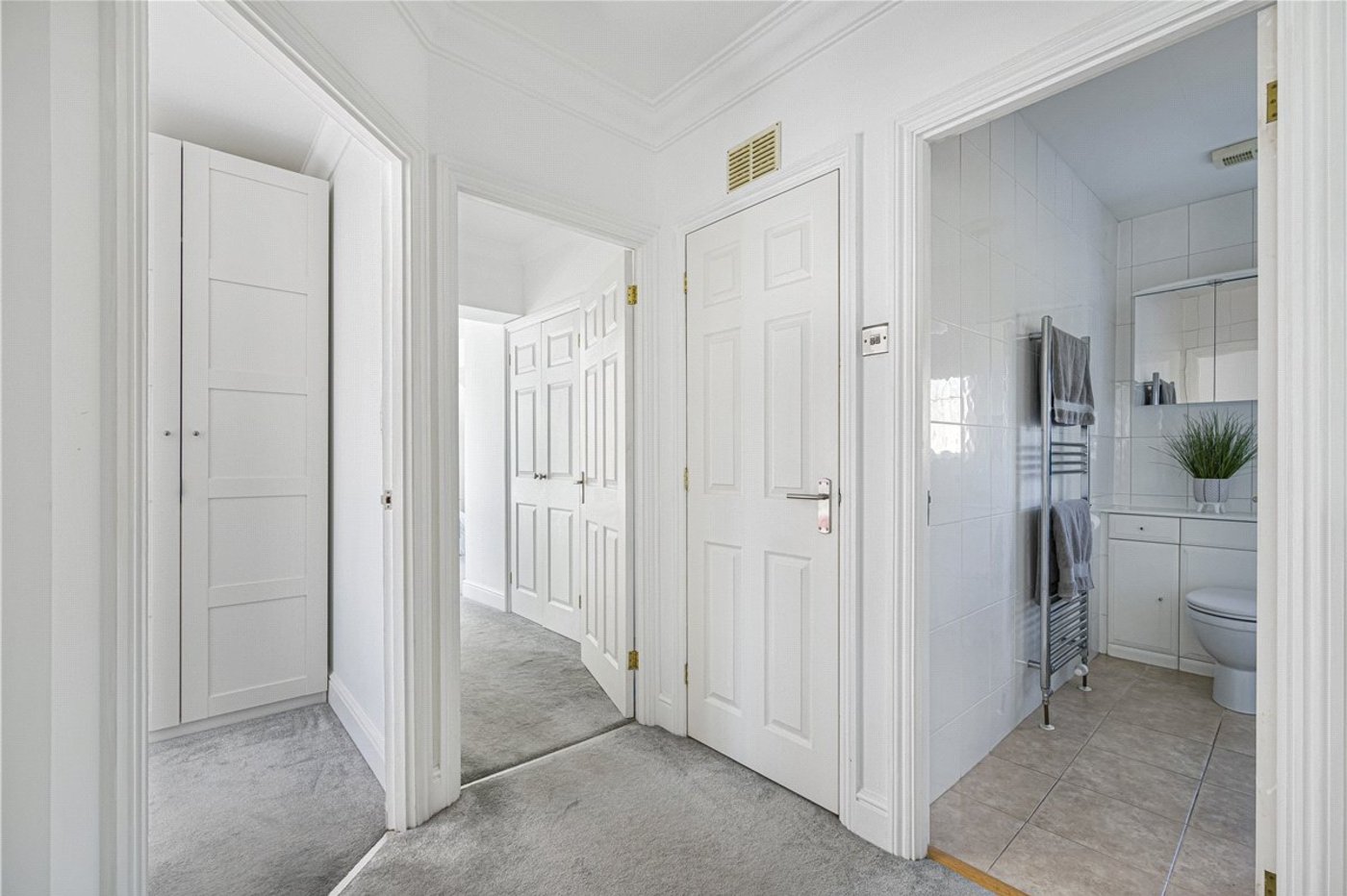 5 bedroom house for sale in Locksbottom | Robinson Jackson