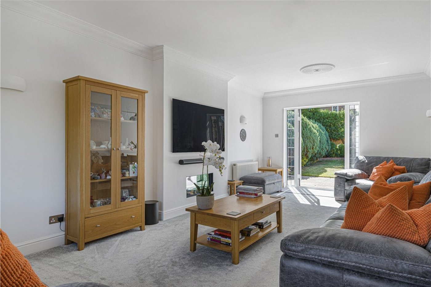 5 bedroom house for sale in Locksbottom | Robinson Jackson
