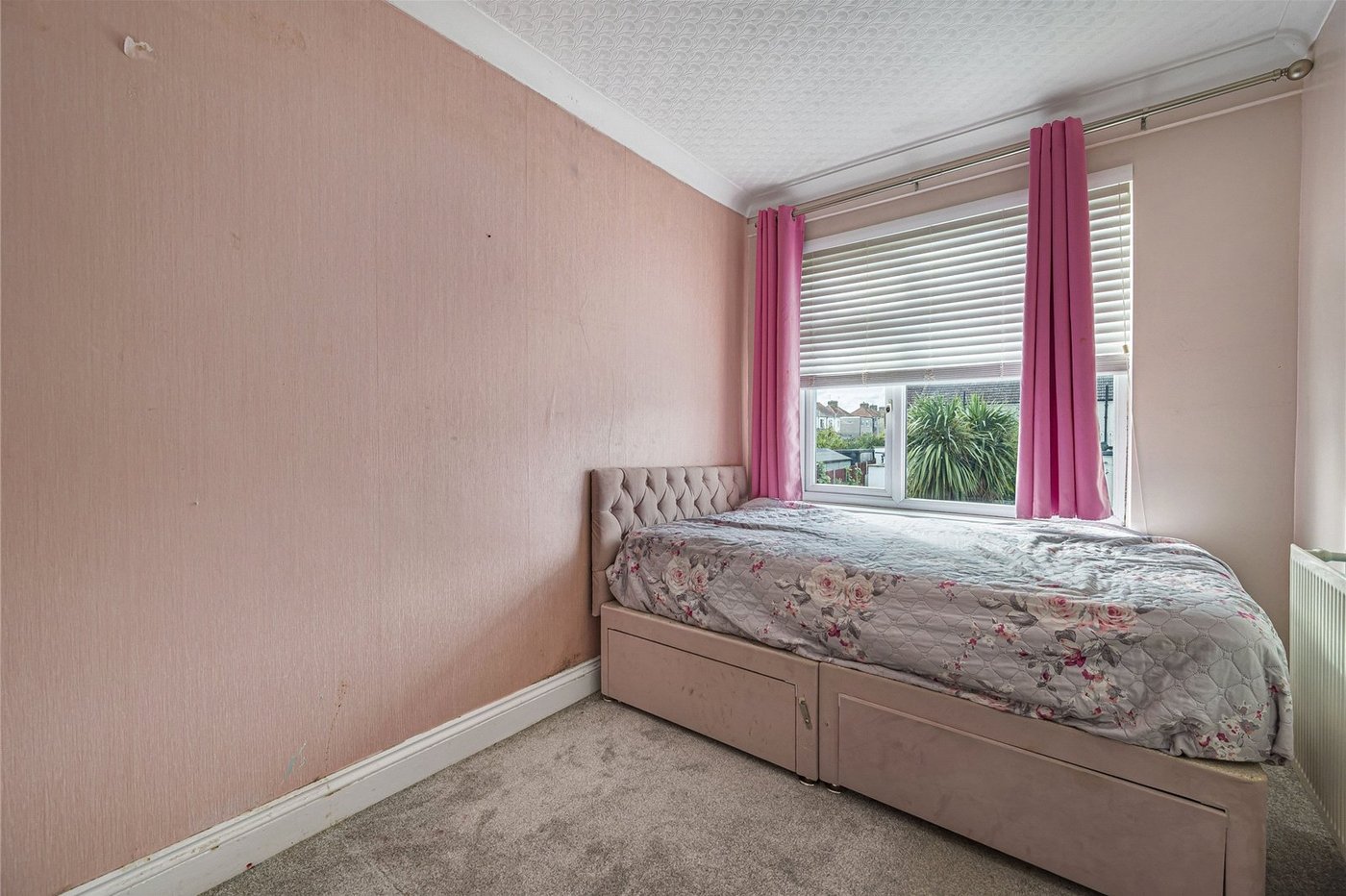 5 bedroom house for sale in Welling | Robinson Jackson