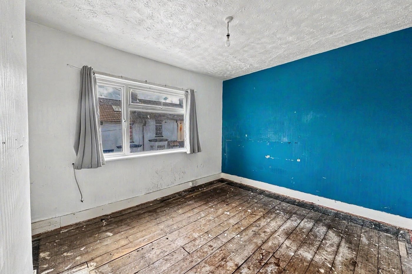 3 bedroom house for sale in Gillingham | Robinson Michael & Jackson