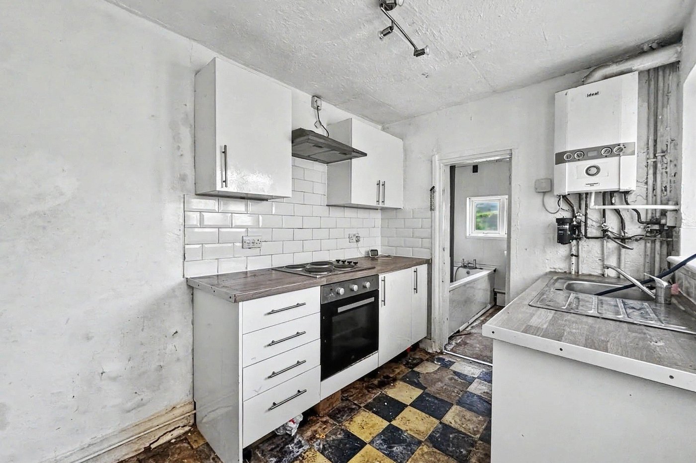 3 bedroom house for sale in Gillingham | Robinson Michael & Jackson
