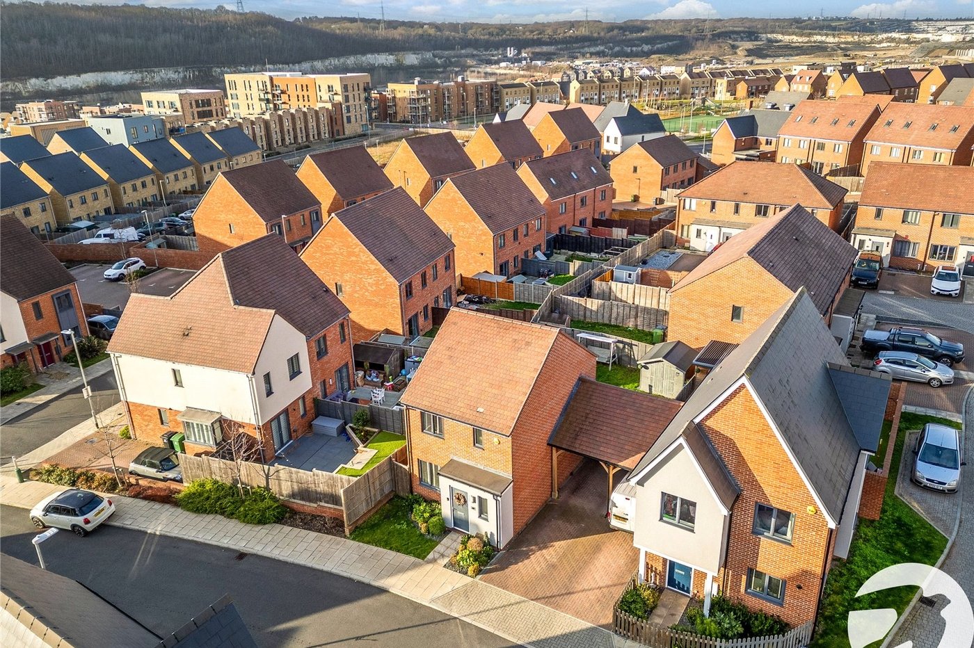 house for sale in Castle Hill, Ebbsfleet Valley, DA10 Robinson Jackson