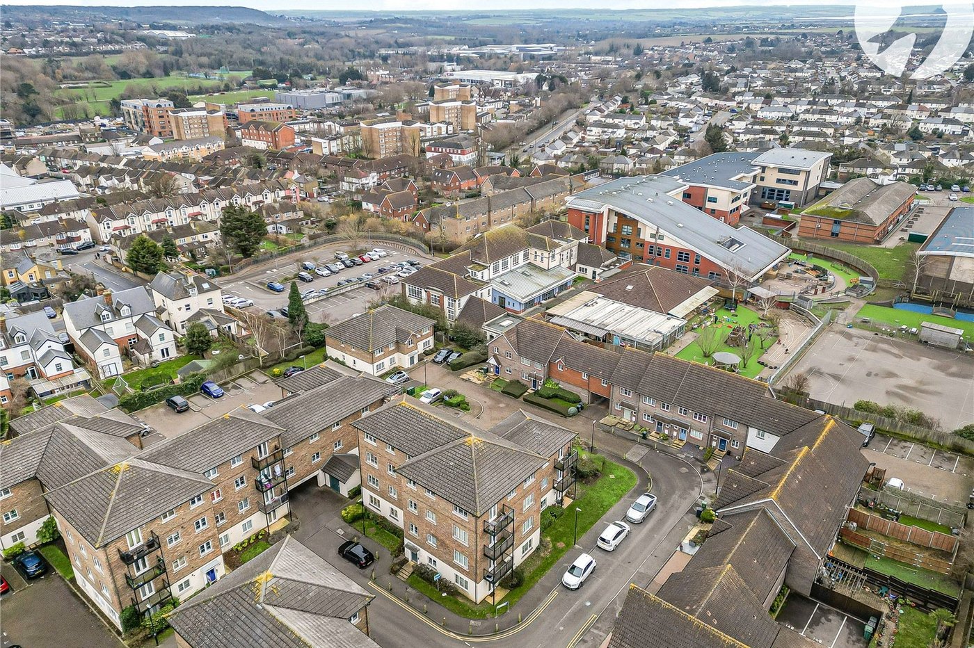 2 bedroom property for sale in Dartford | Robinson Jackson