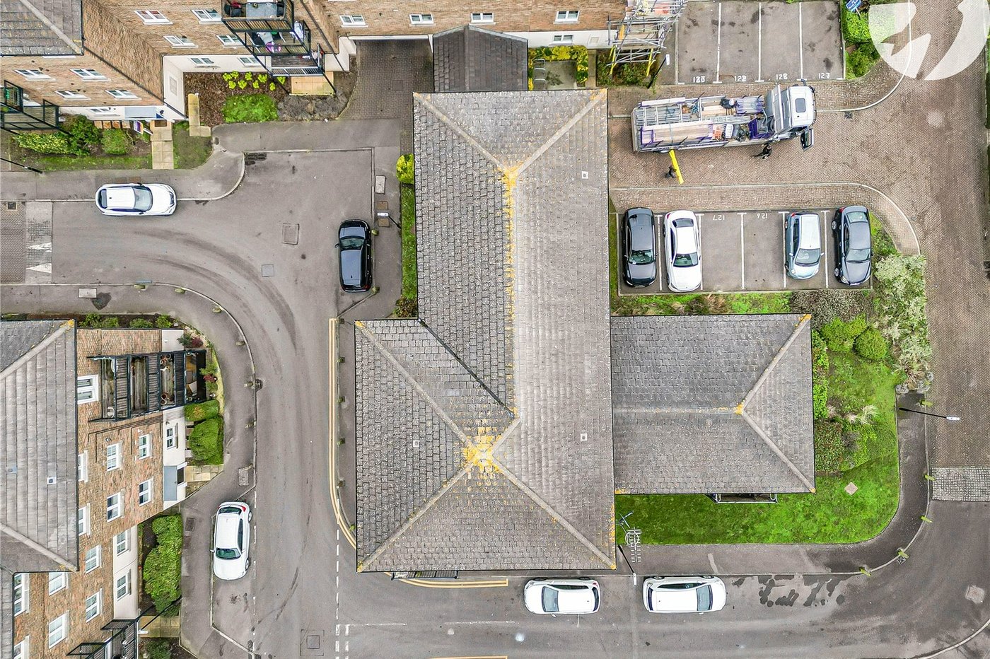 2 bedroom property for sale in Dartford | Robinson Jackson