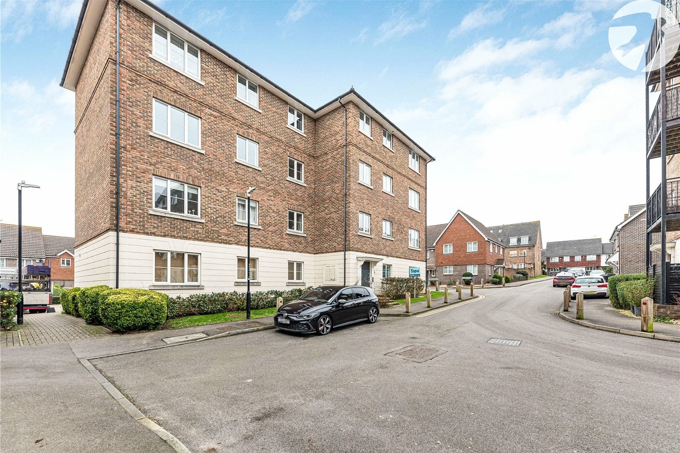 2 bedroom property for sale in Dartford | Robinson Jackson