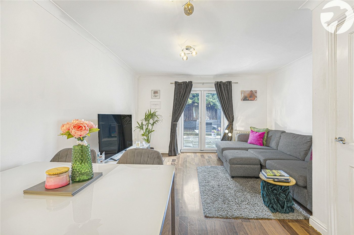 2 bedroom house for sale in Dartford | Robinson Jackson