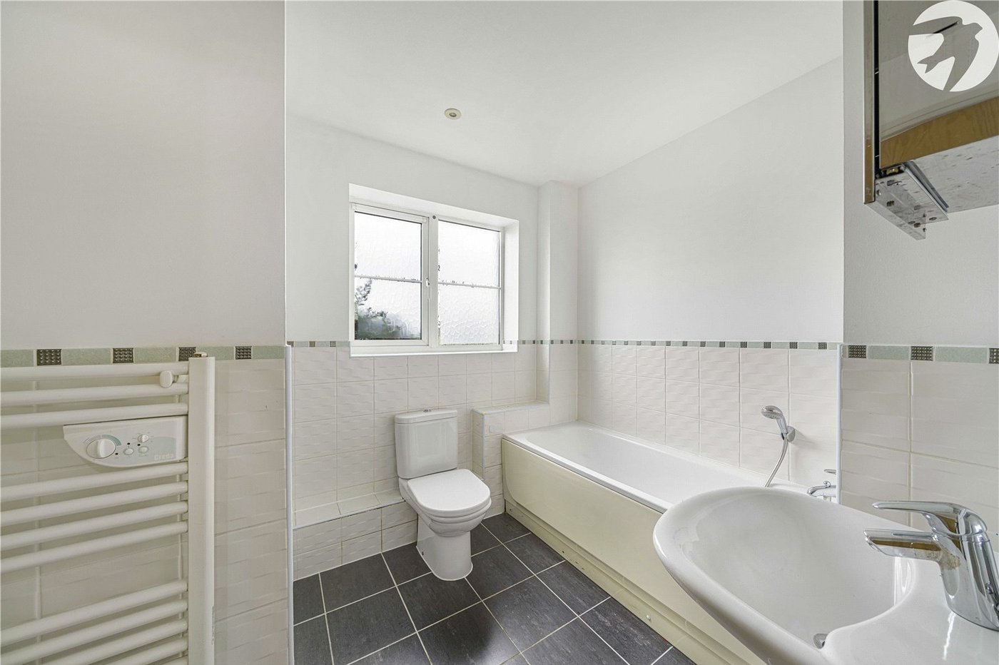 2 bedroom property for sale in Dartford | Robinson Jackson
