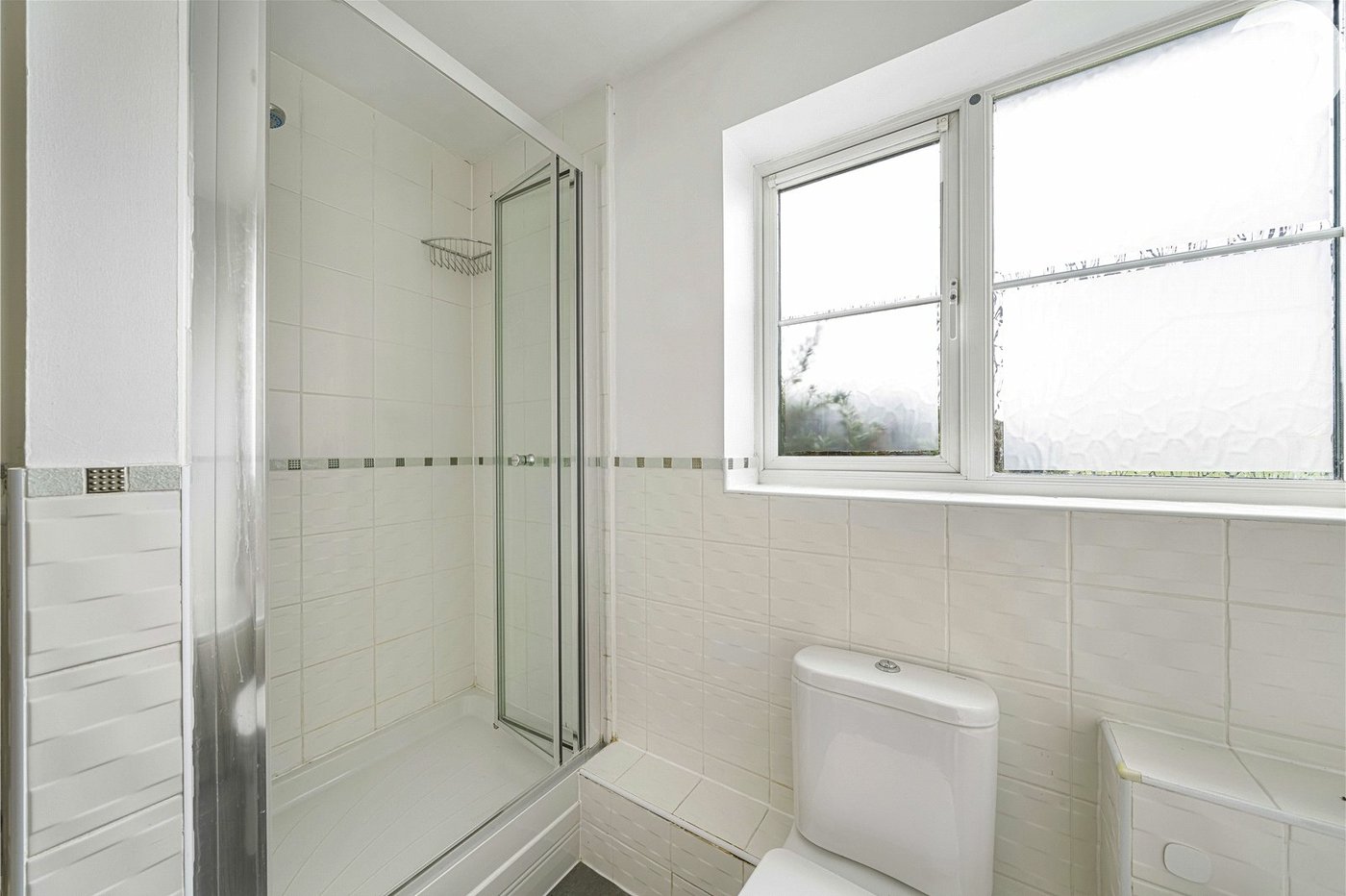 2 bedroom property for sale in Dartford | Robinson Jackson