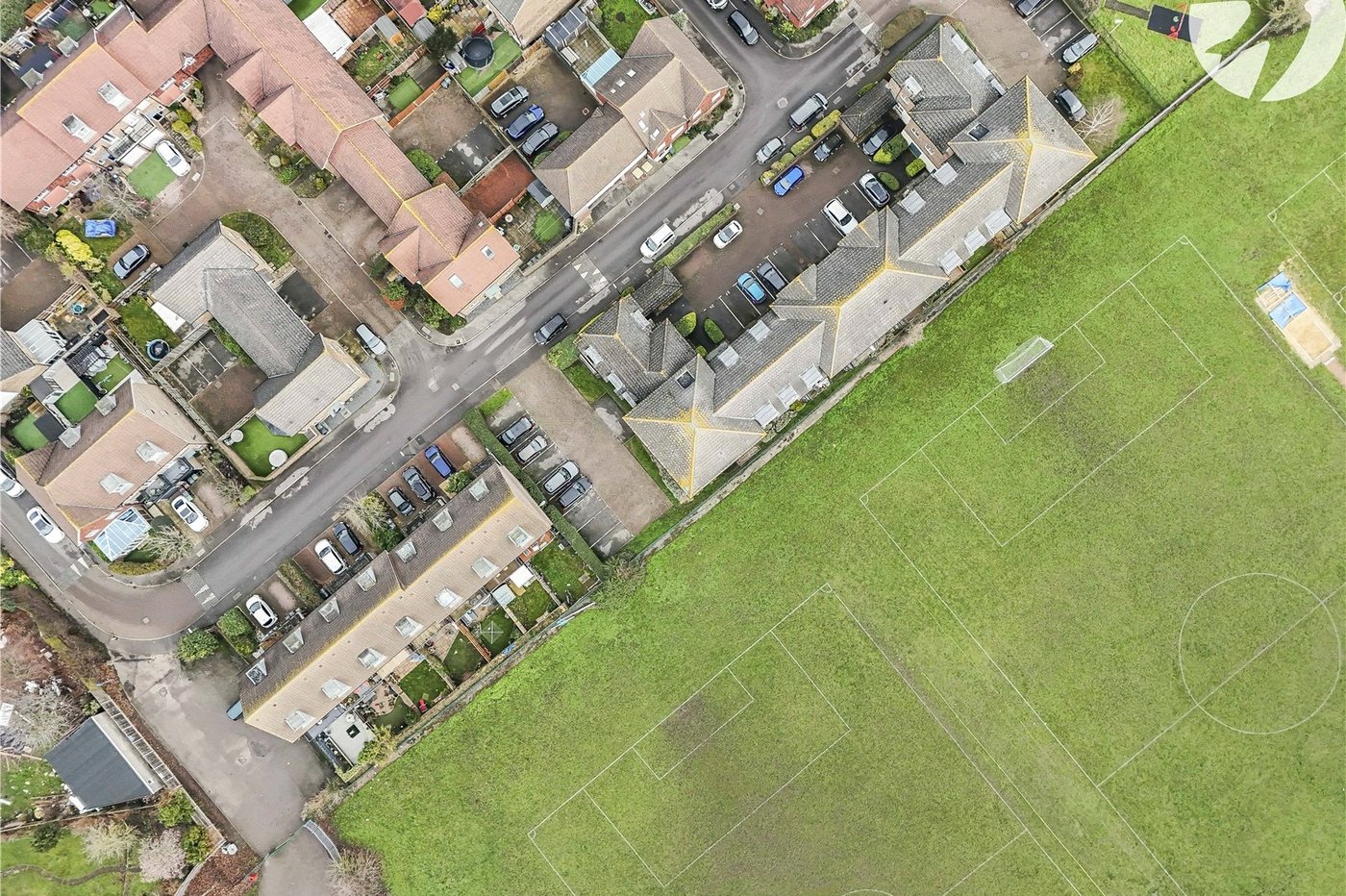 2 bedroom property for sale in Dartford | Robinson Jackson