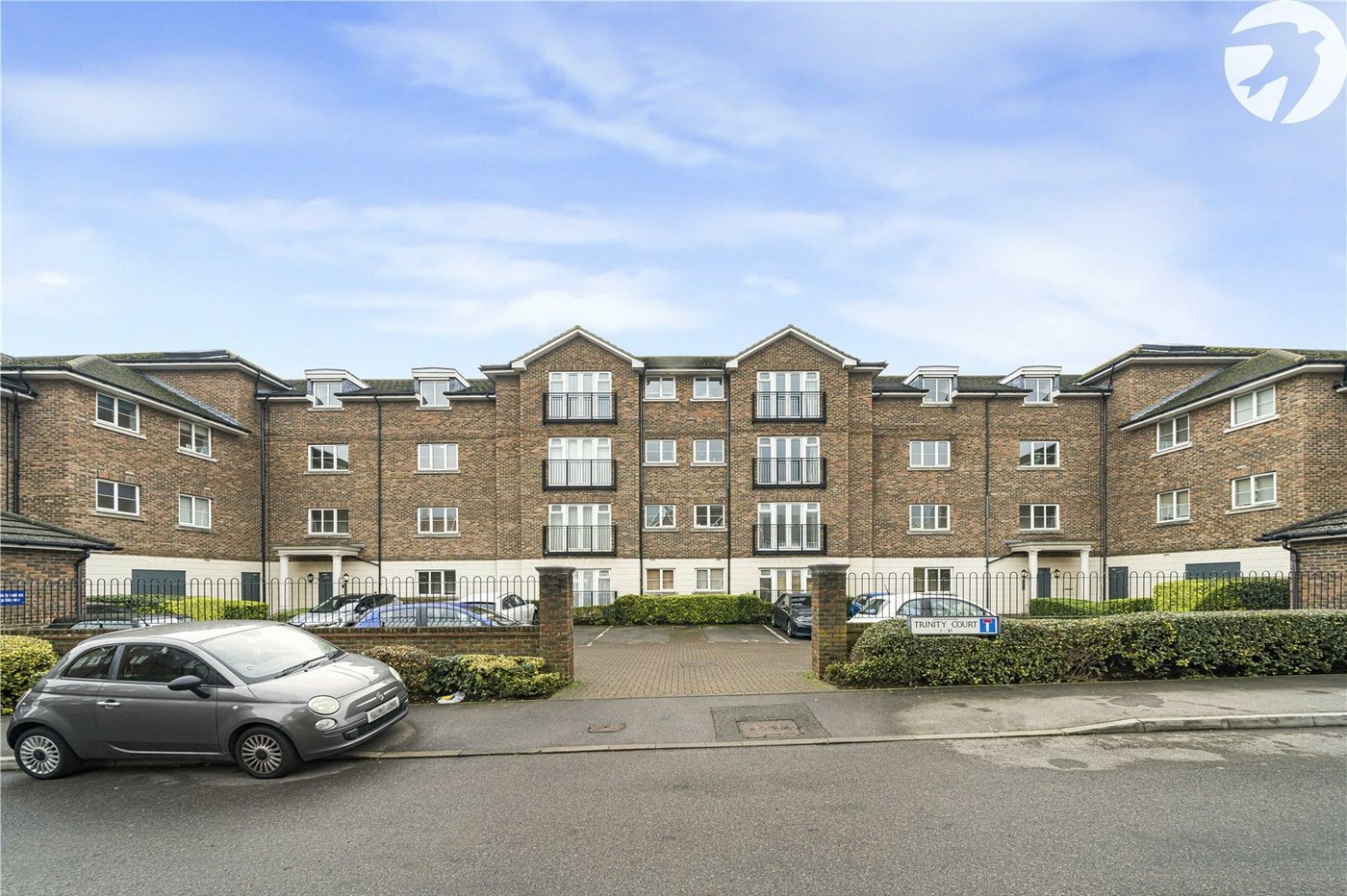 2 bedroom property for sale in Dartford | Robinson Jackson