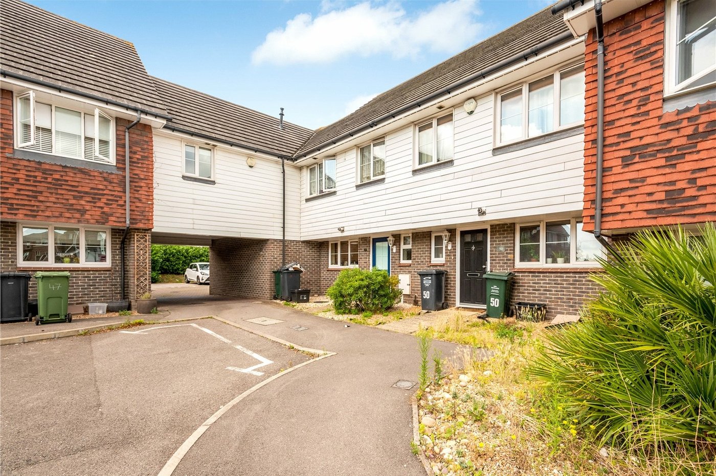 2 bedroom property for sale in West Dartford | Robinson Jackson