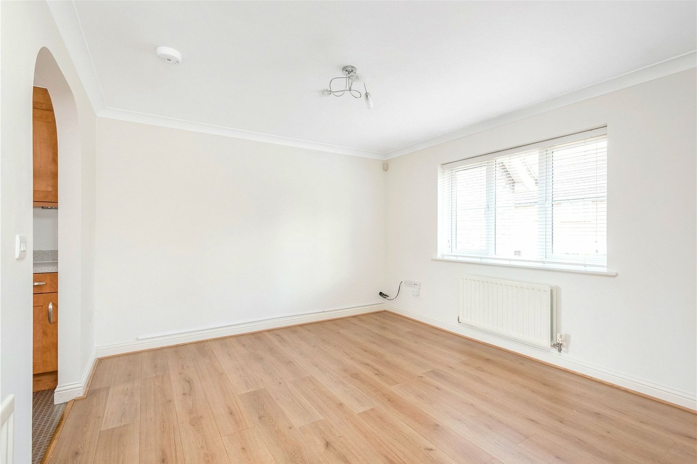 2 bedroom property for sale in West Dartford | Robinson Jackson
