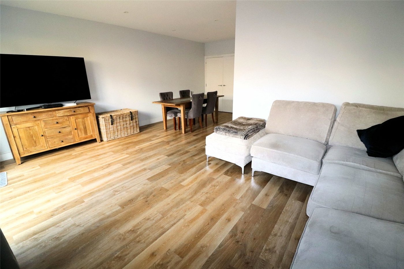 4 bedroom house for sale in Erith | Robinson Jackson