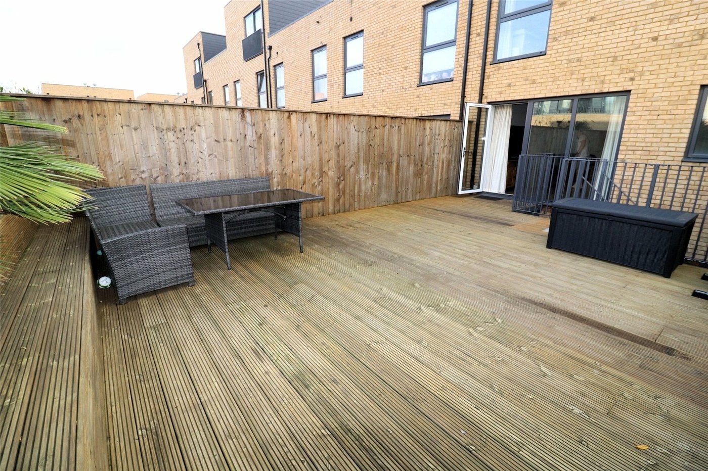 4 bedroom house for sale in Erith | Robinson Jackson