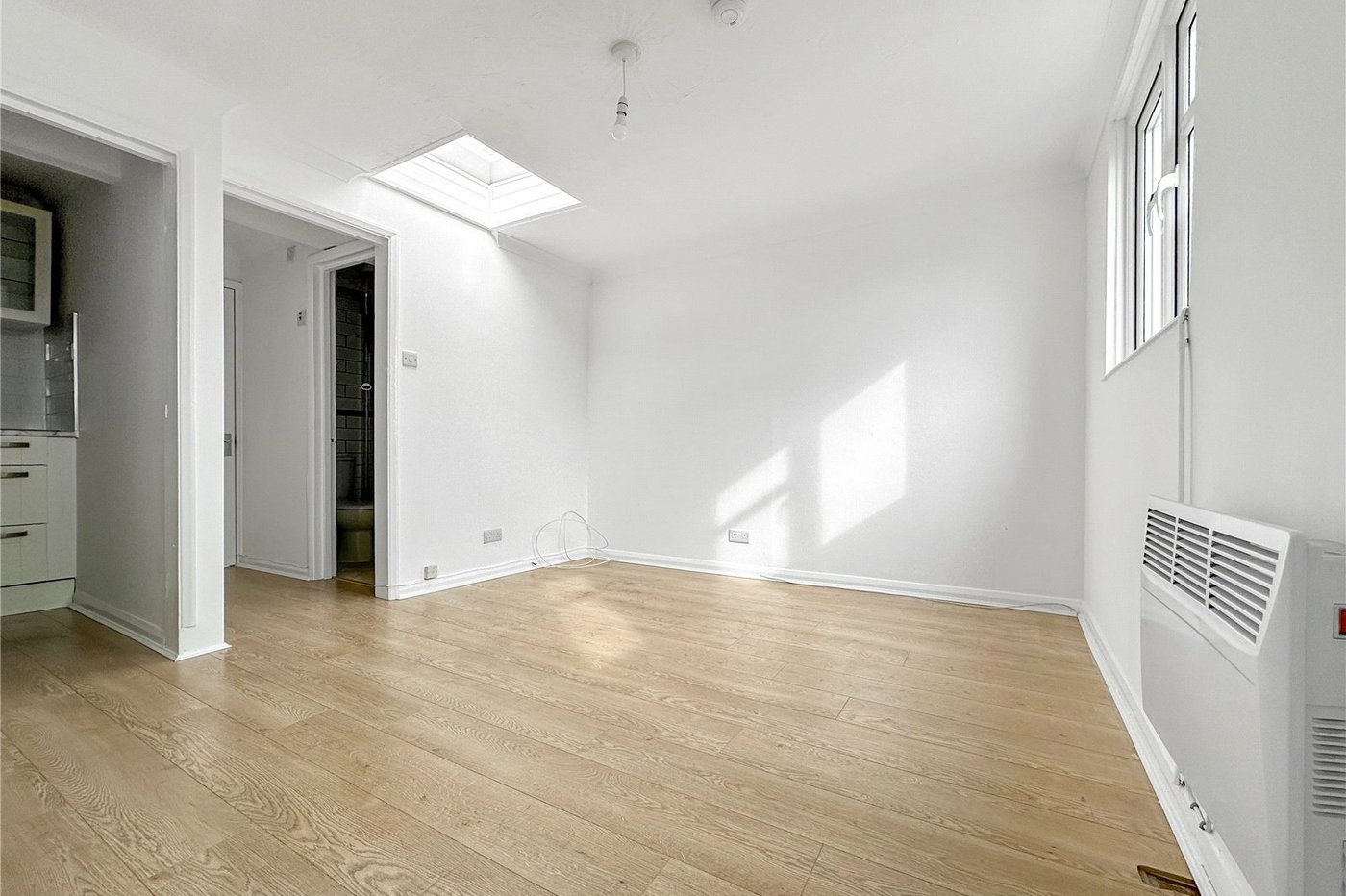 1 bedroom property for sale in Gillingham | Robinson Michael & Jackson