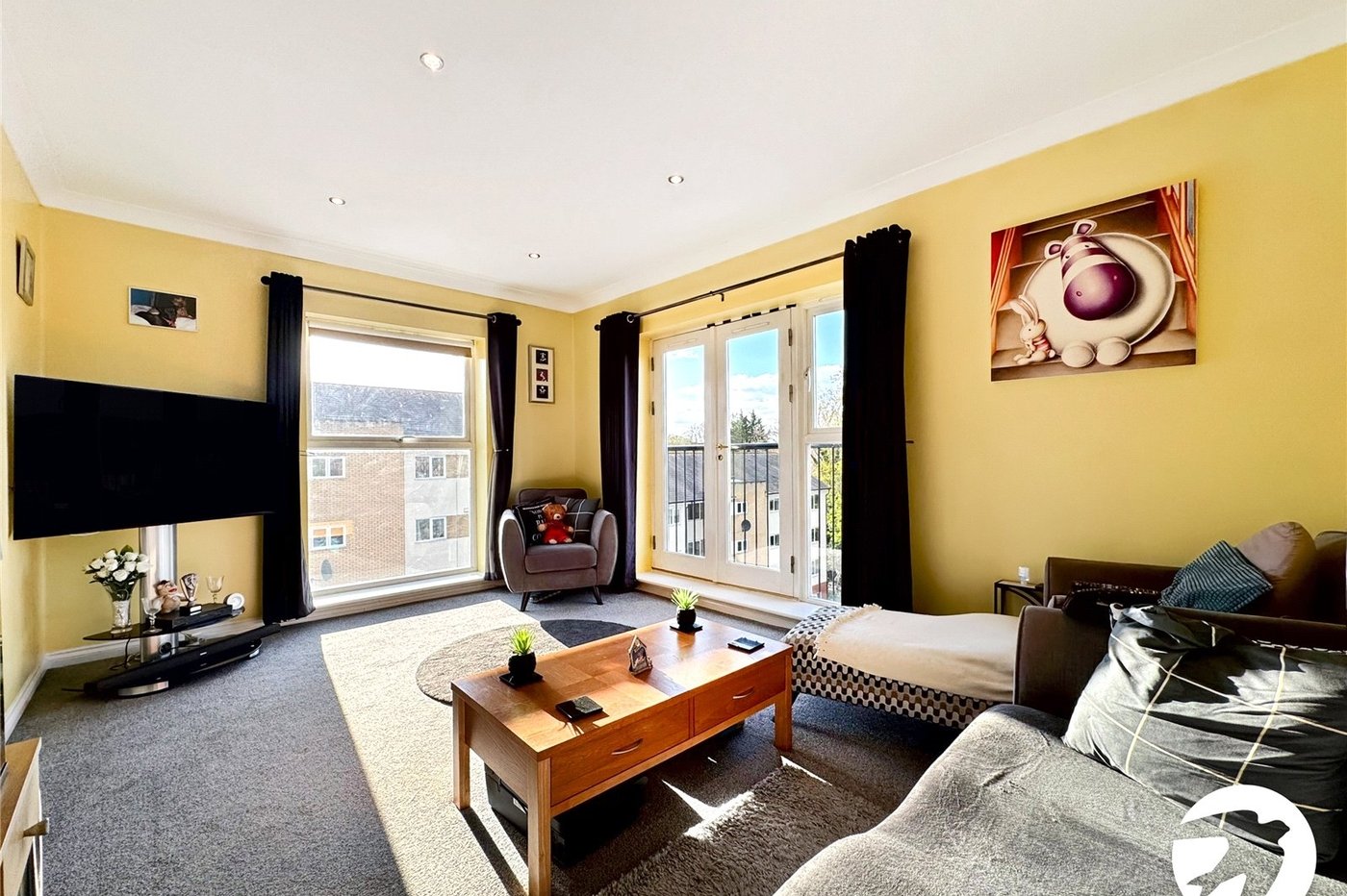 2 bedroom property for sale in Maidstone | Robinson Michael & Jackson