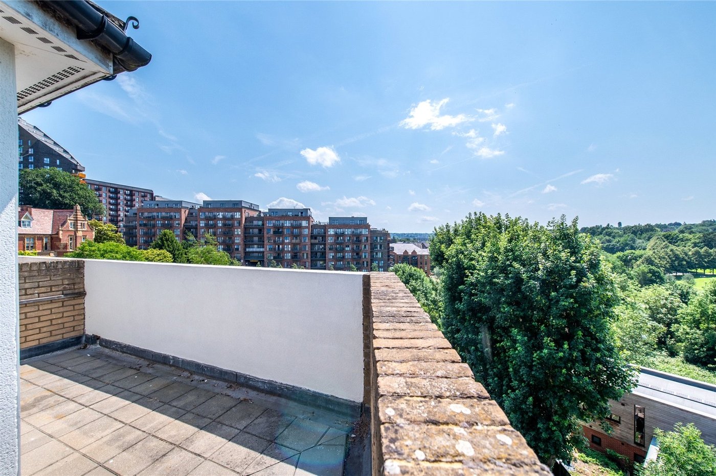 2 bedroom property for sale in Maidstone | Robinson Michael & Jackson