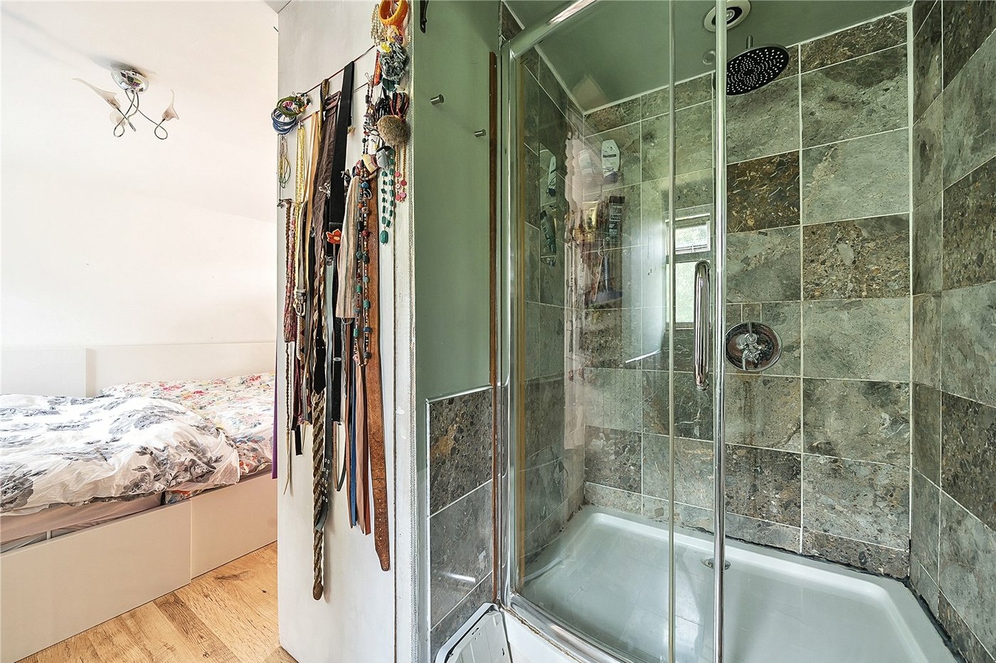 4 bedroom house for sale in London | Robinson Jackson