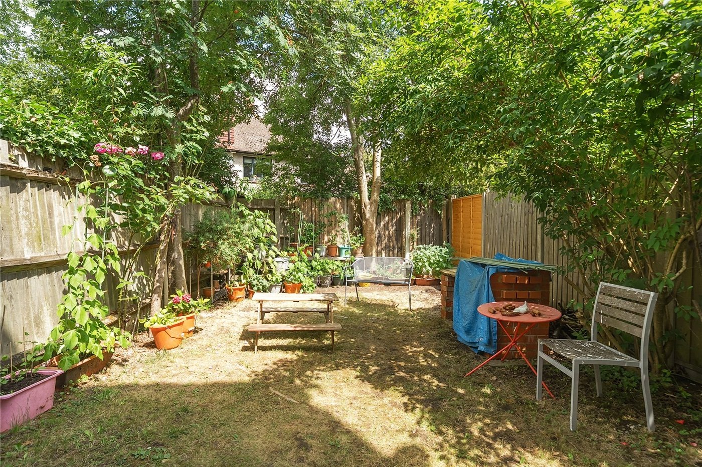 4 bedroom house for sale in London | Robinson Jackson