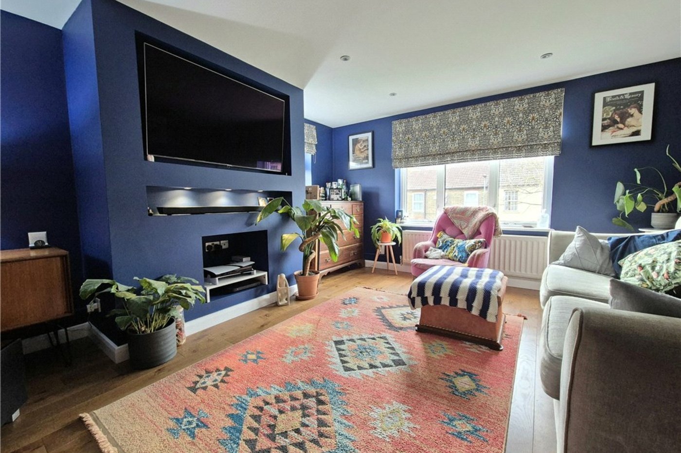 2 bedroom property for sale in Main Road | Robinson Jackson