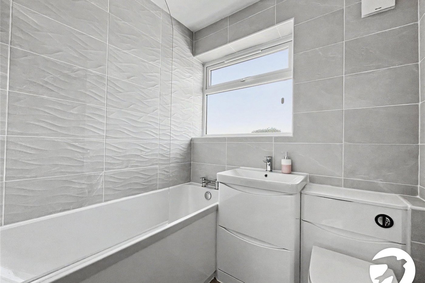 2 bedroom house for sale in Davis Estate | Robinson Michael & Jackson