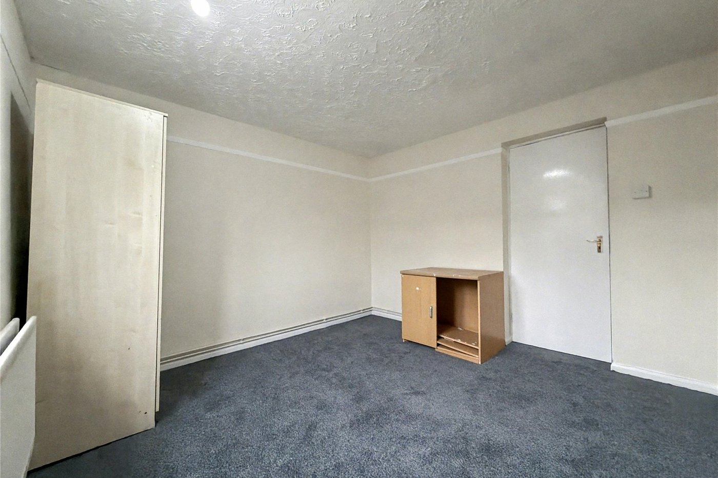 2 bedroom property for sale in Middle Street | Robinson Michael & Jackson