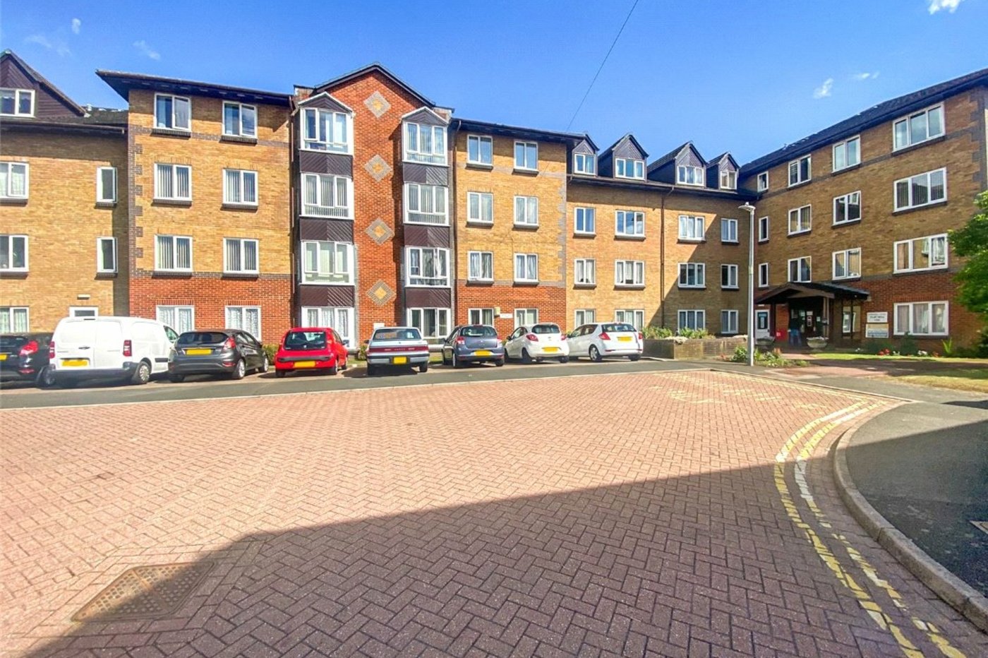 1 bedroom property for sale in Sittingbourne | Robinson Michael & Jackson