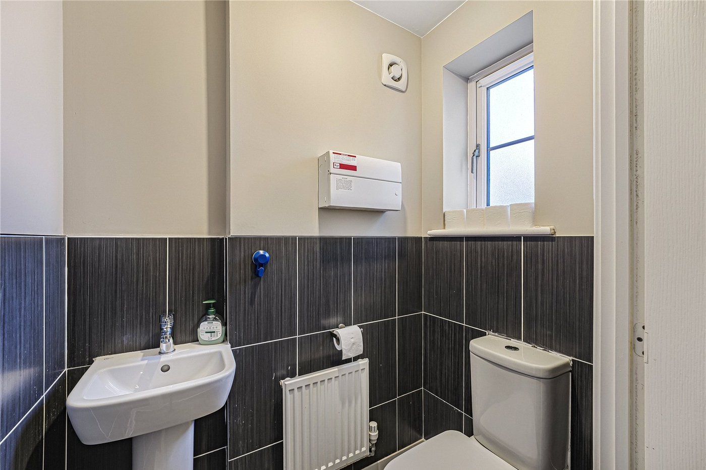2 bedroom house for sale in Northfleet | Robinson Michael & Jackson