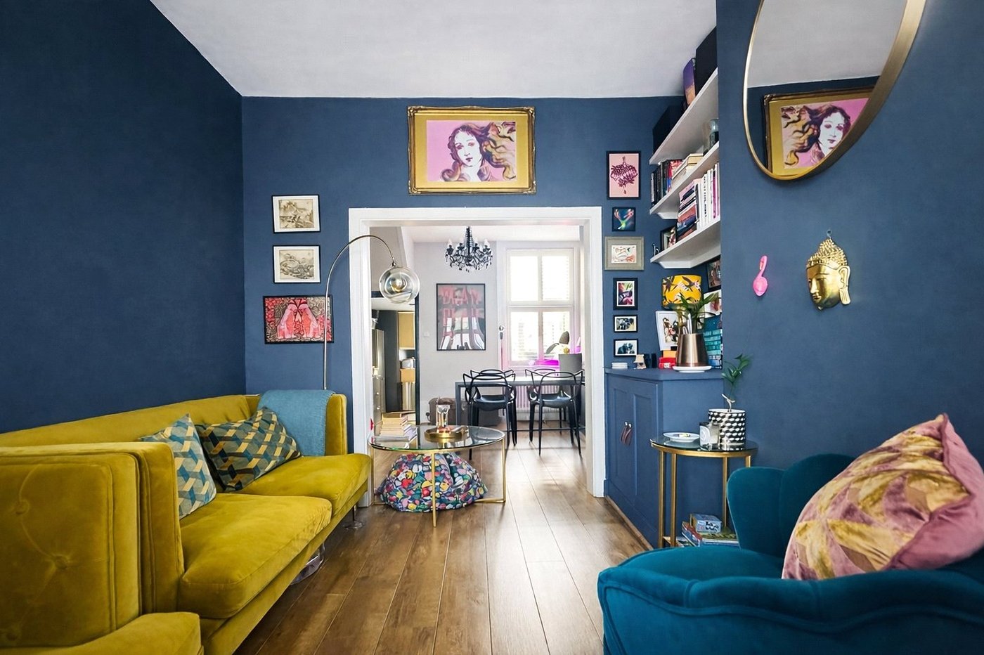 2 bedroom house for sale in London | Robinson Jackson