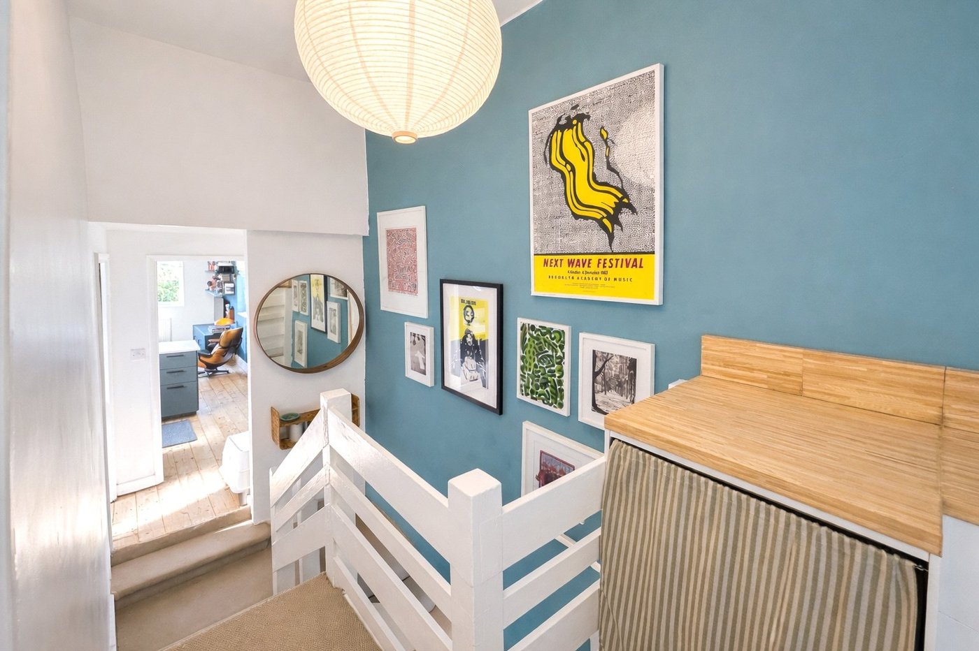 2 bedroom property for sale in London | Robinson Jackson