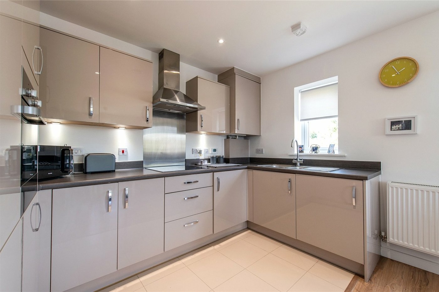 2 bedroom property for sale in Barming | Robinson Michael & Jackson