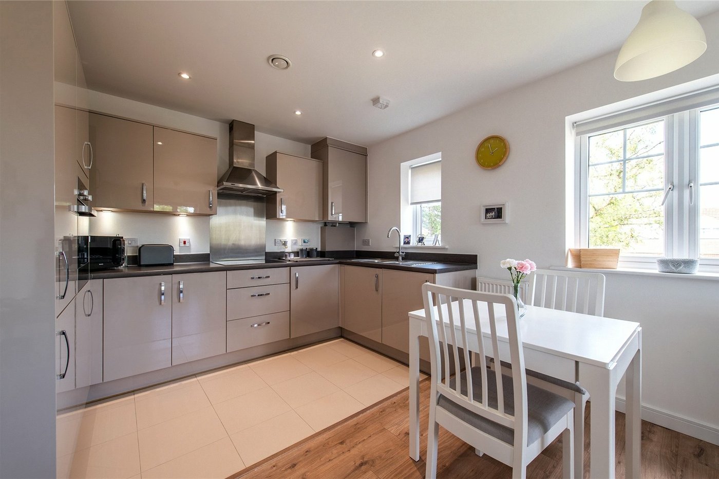 2 bedroom property for sale in Barming | Robinson Michael & Jackson