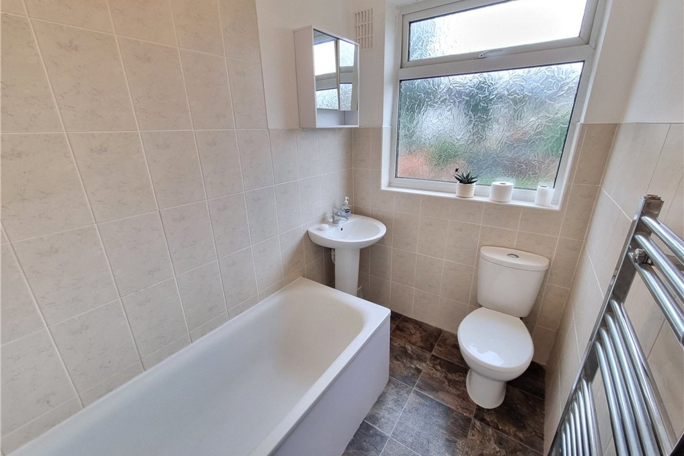 2 bedroom property for sale in Poverest | Robinson Jackson