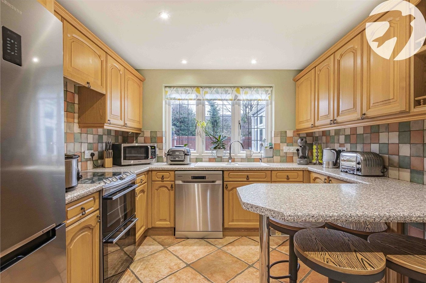 5 bedroom house for sale in Greenhithe | Robinson Jackson