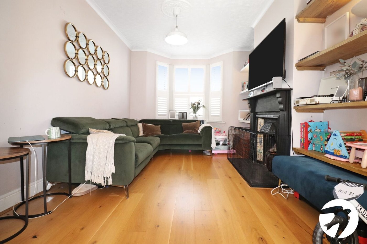 3 bedroom house for sale in Belvedere | Robinson Jackson