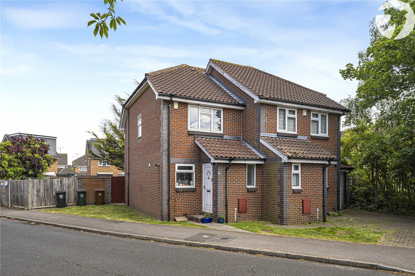 2 bedroom house for sale in Dartford | Robinson Jackson