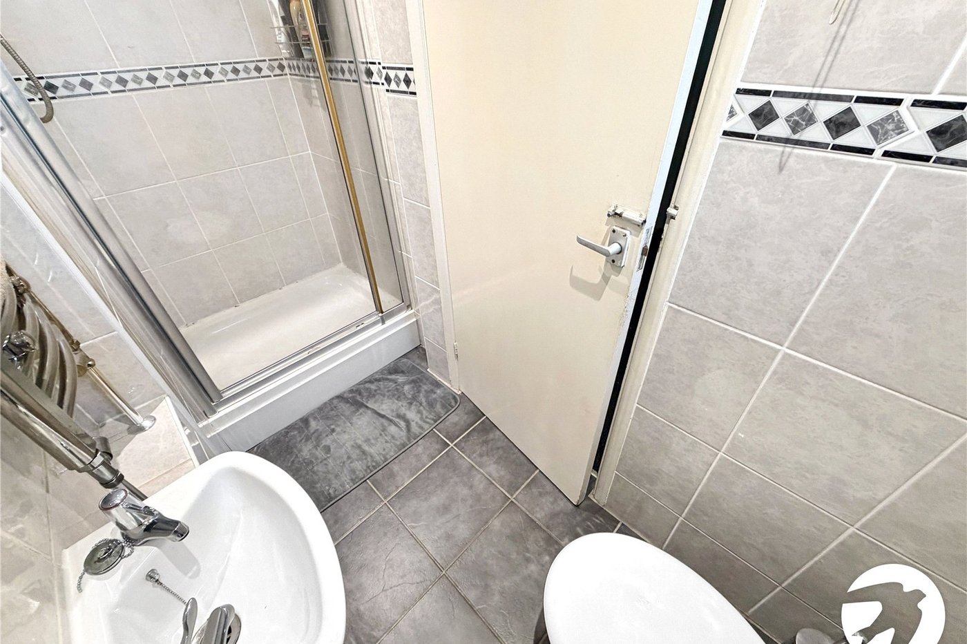 3 bedroom house for sale in Rochester | Robinson Michael & Jackson