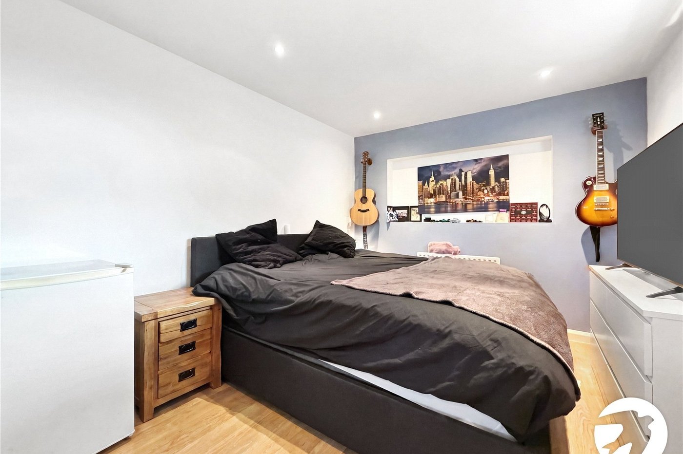 3 bedroom house for sale in Rochester | Robinson Michael & Jackson