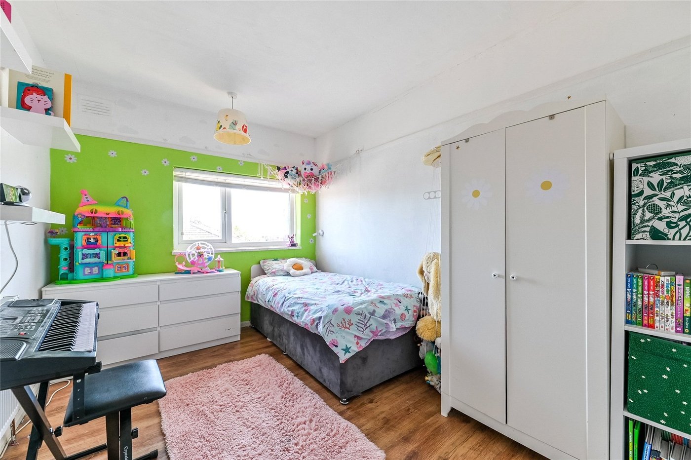 4 bedroom house for sale in Gravesend | Robinson Michael & Jackson