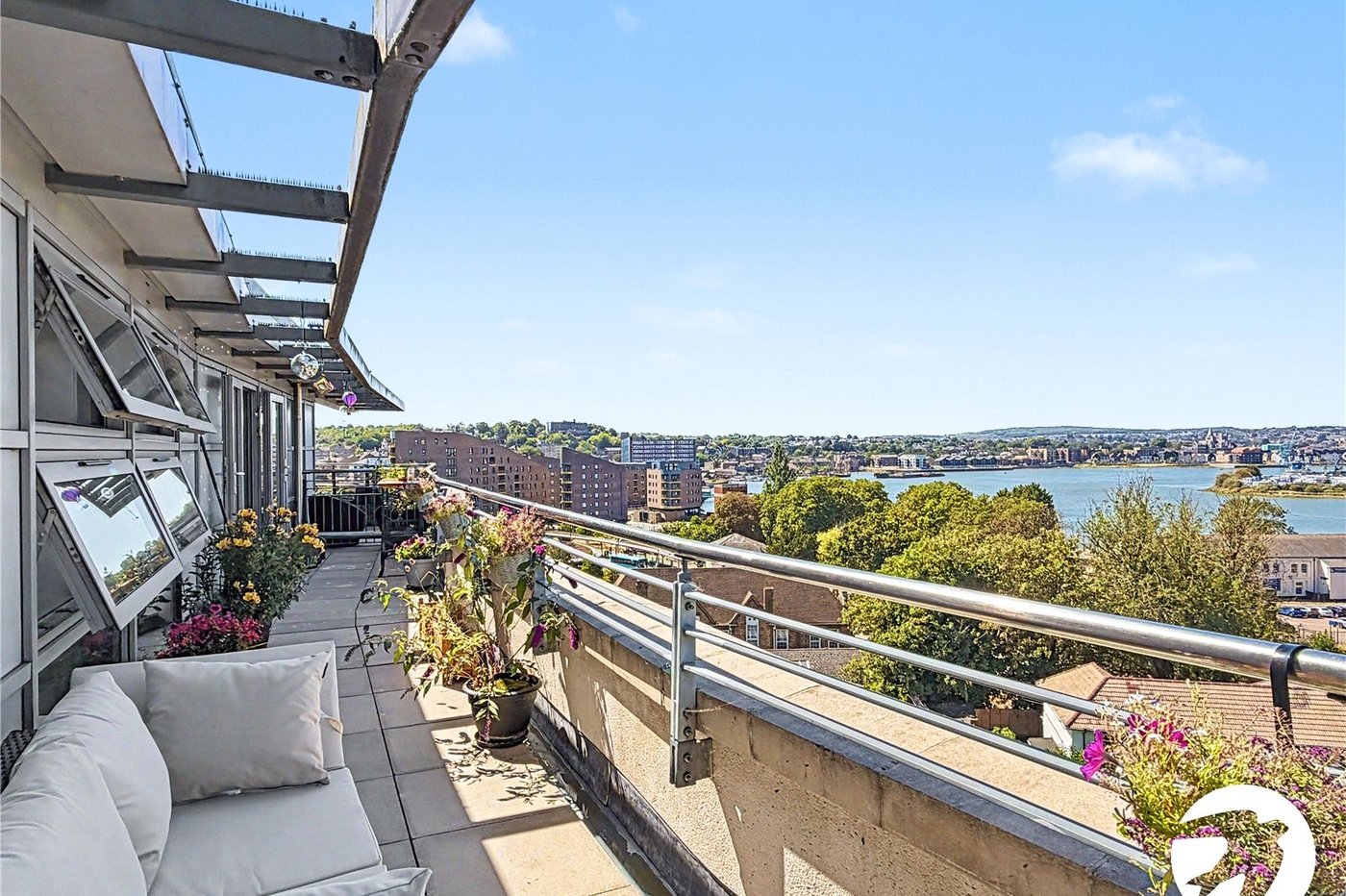 2 bedroom property for sale in Chatham | Robinson Michael & Jackson