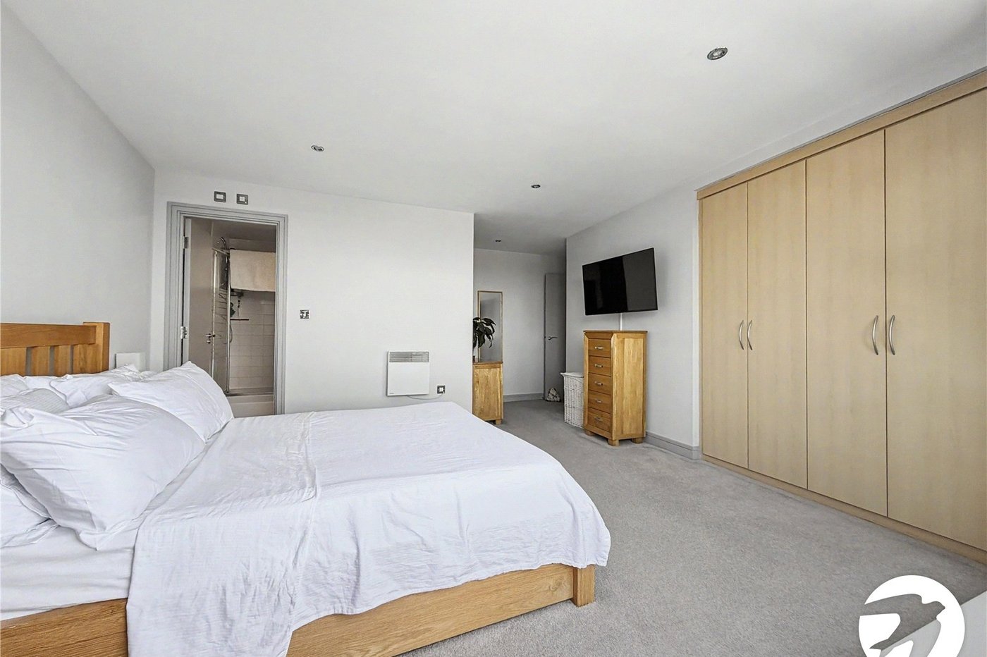2 bedroom property for sale in Chatham | Robinson Michael & Jackson