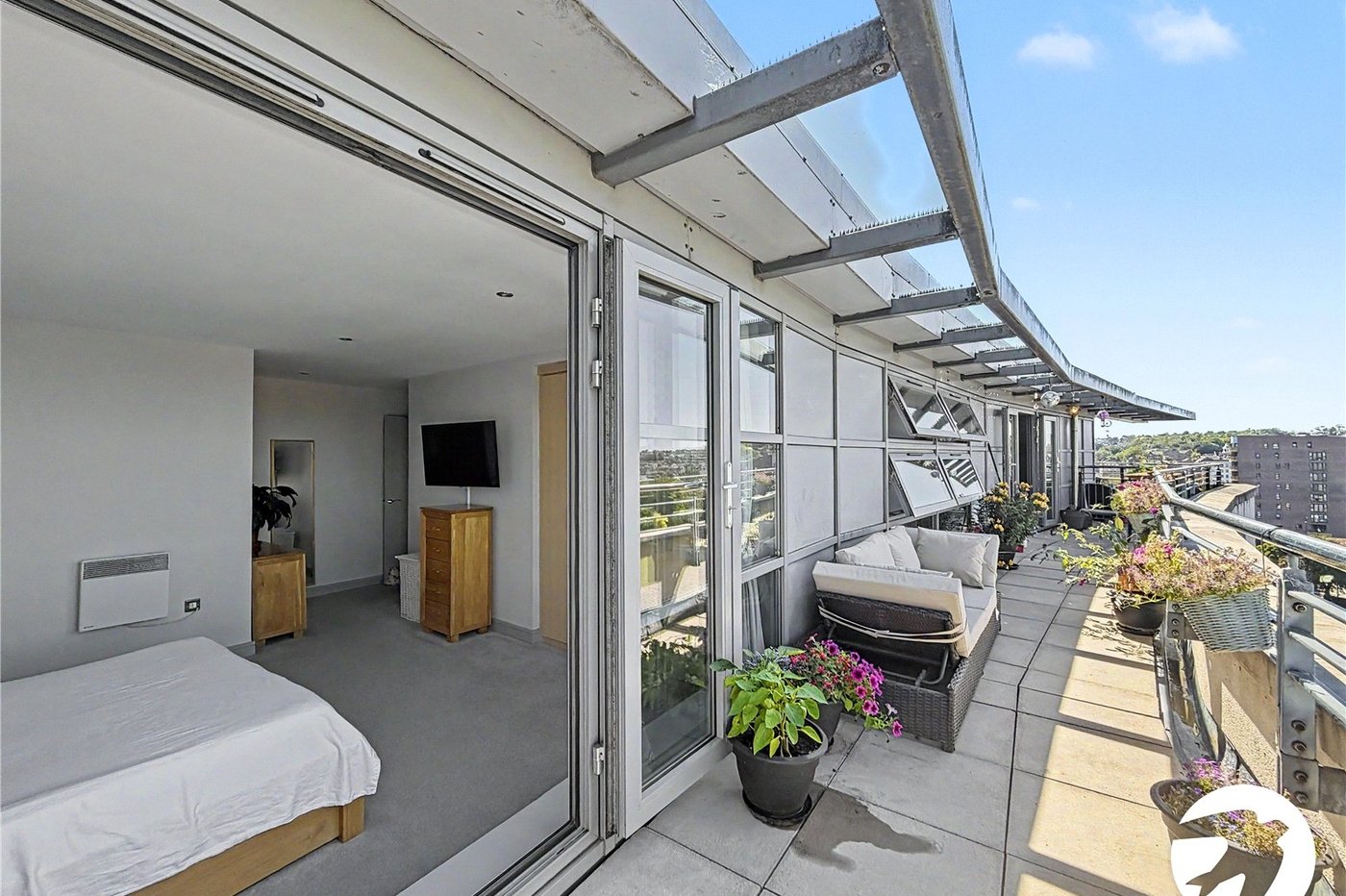 2 bedroom property for sale in Chatham | Robinson Michael & Jackson