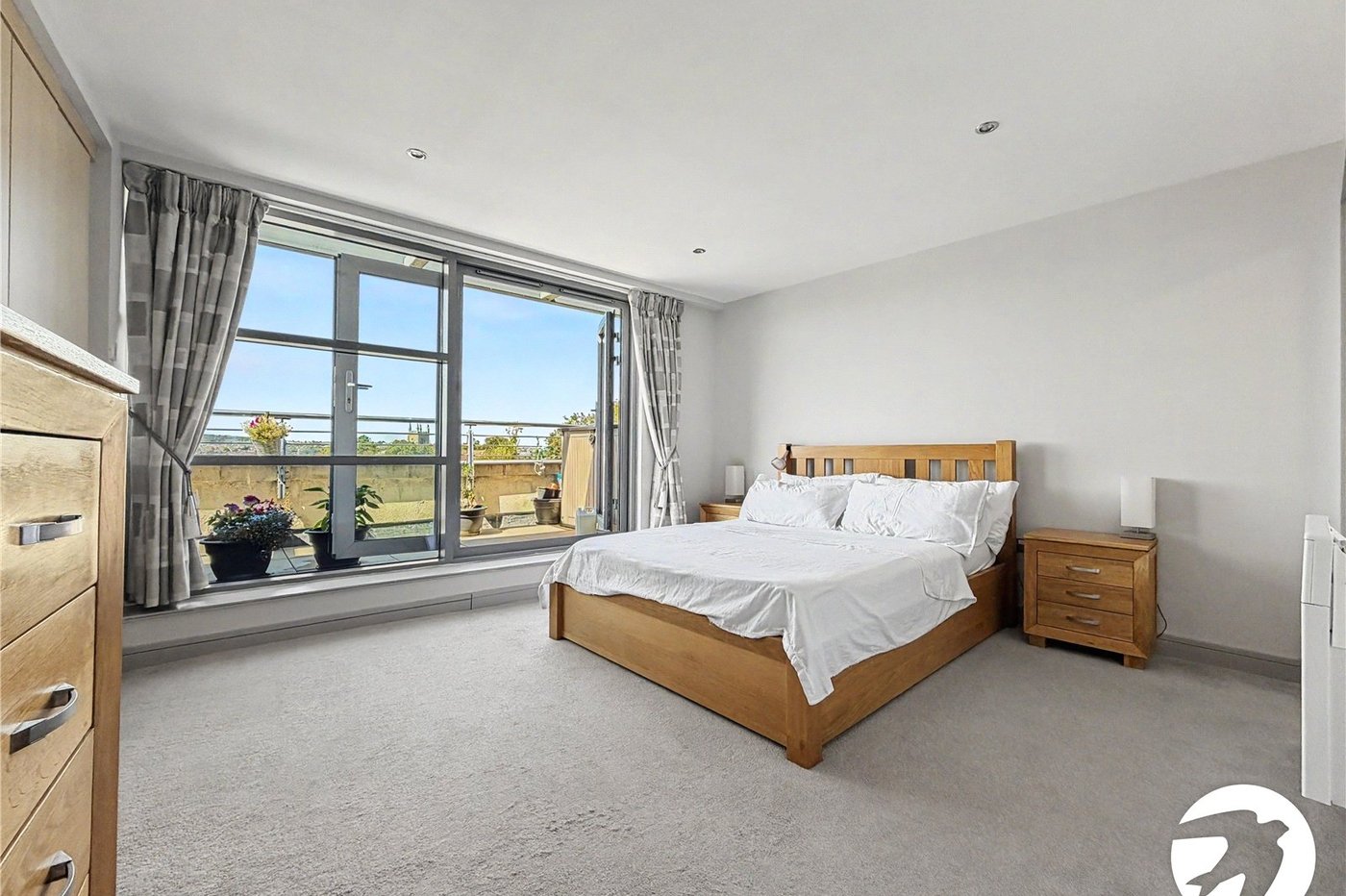 2 bedroom property for sale in Chatham | Robinson Michael & Jackson