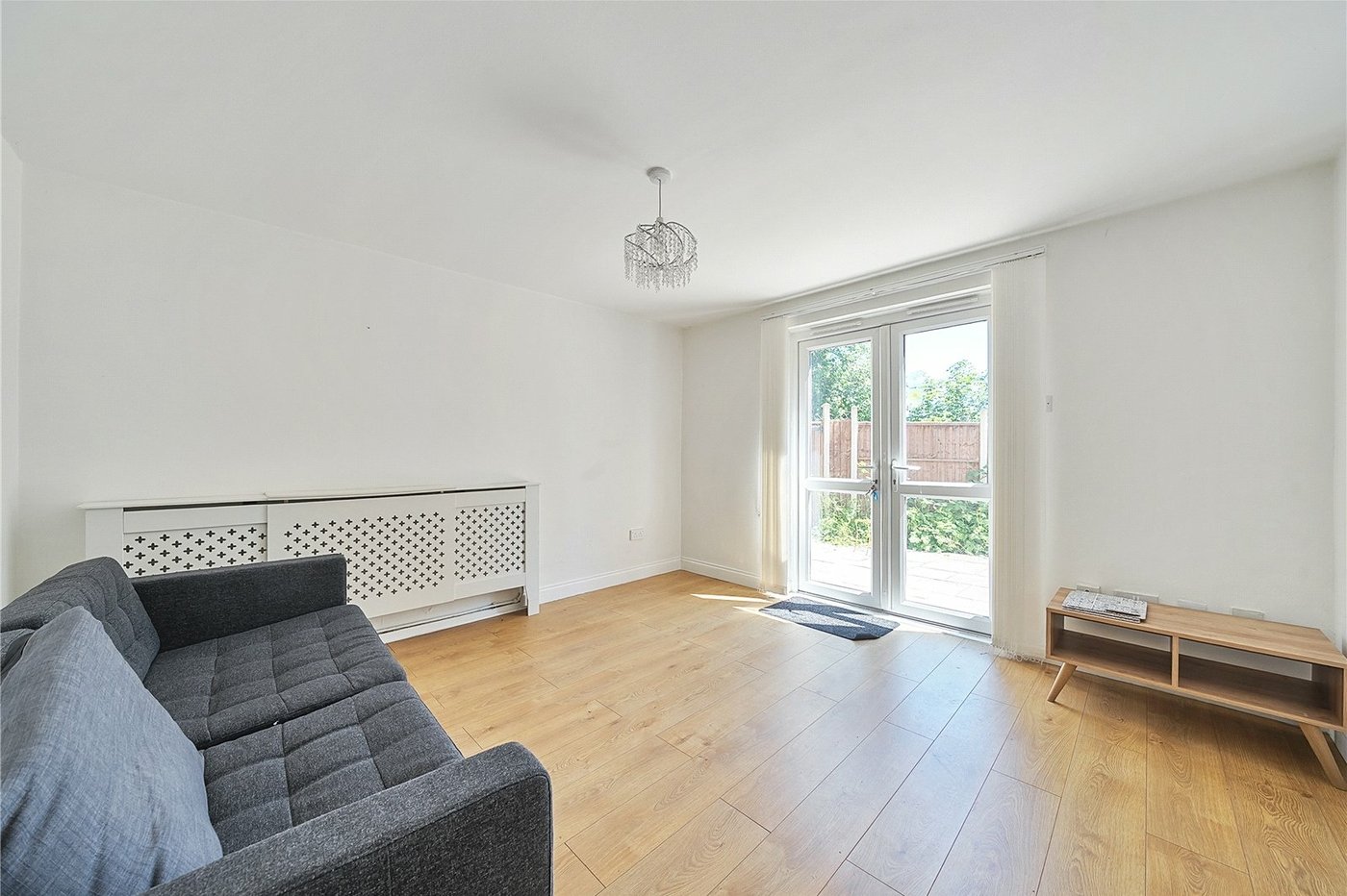 2 bedroom property for sale in London | Robinson Jackson
